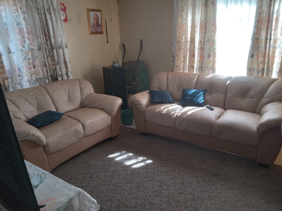 2 Bedroom Property for Sale in Caleb Motsoabi Free State